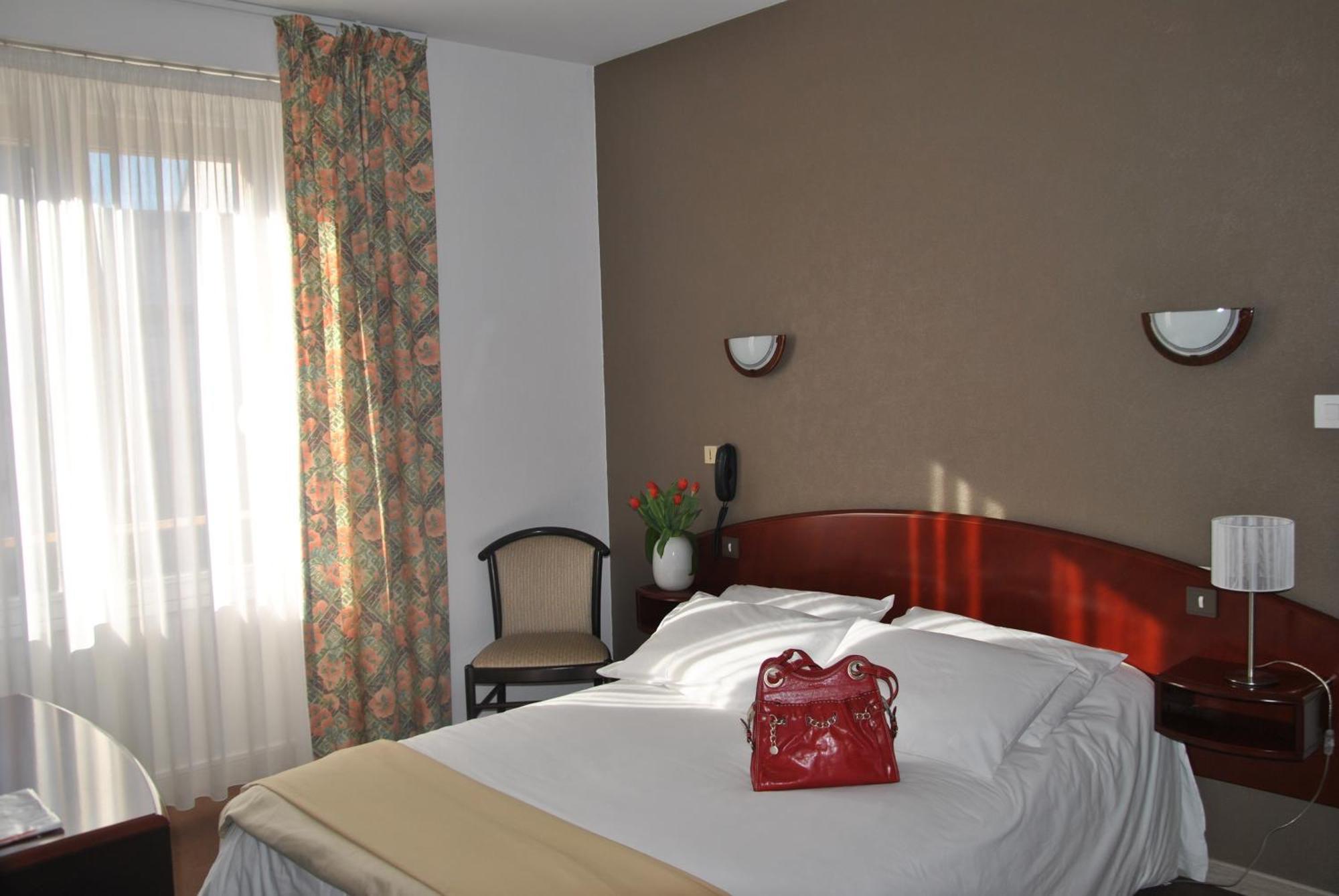 Saint-Avé Hotel Le Ty-Lann מראה חיצוני תמונה